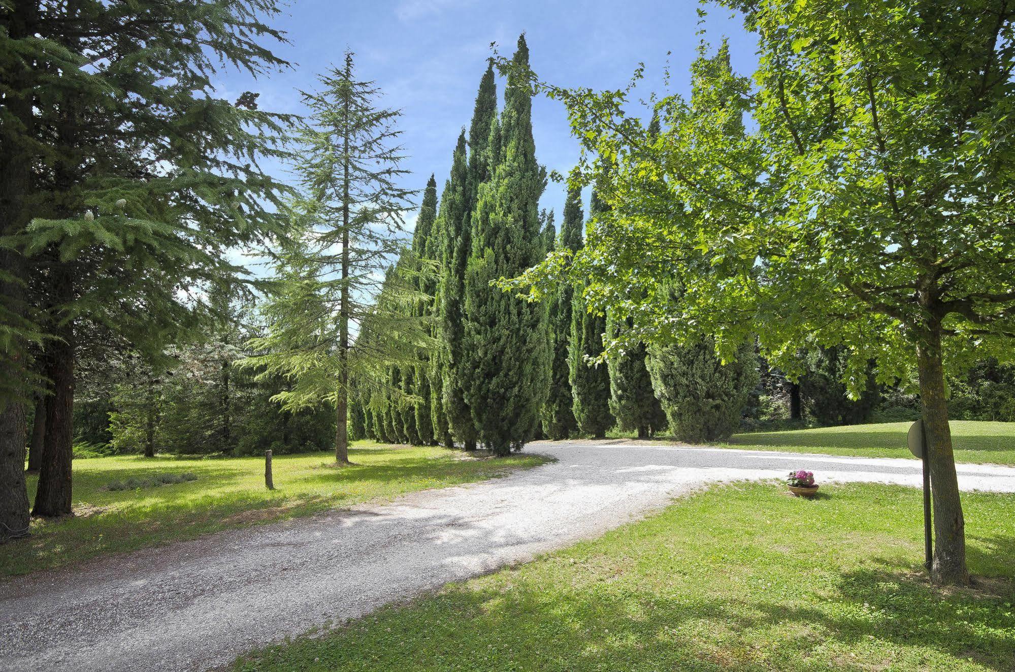 Convento Di San Francesco Mondaino Bed and Breakfast Εξωτερικό φωτογραφία